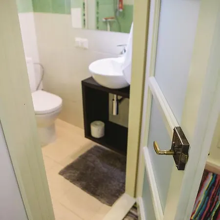 Апартаменти Studio Apartment In Private House III Renovation In Other Apartment Рига